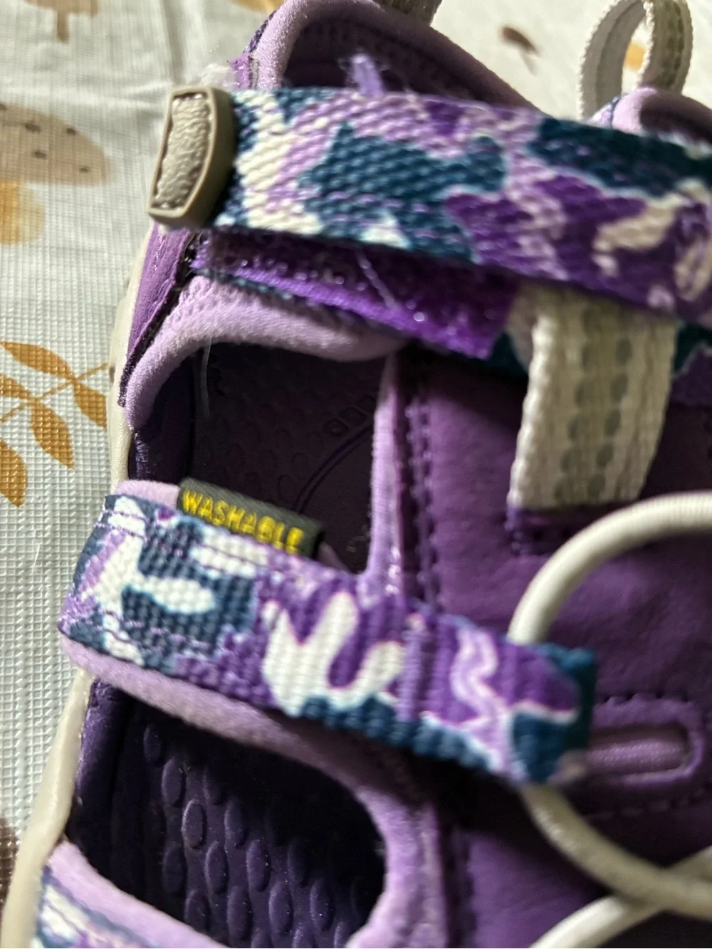 Keen Girls youth Purple Outdoor Sandals - size 12